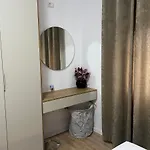 Pretty Kaonet Apartman *