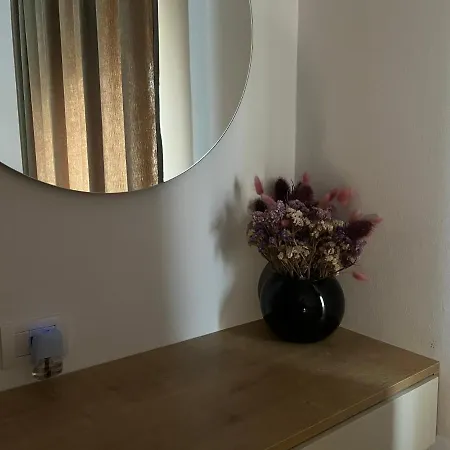 Pretty Kaonet Apartment